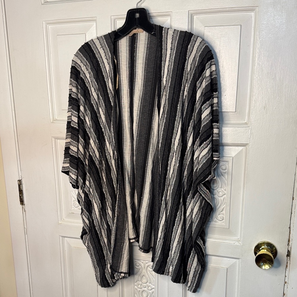 My Danielle Striped Style Kimono Cardigan Black/Gray Textured Size S/M